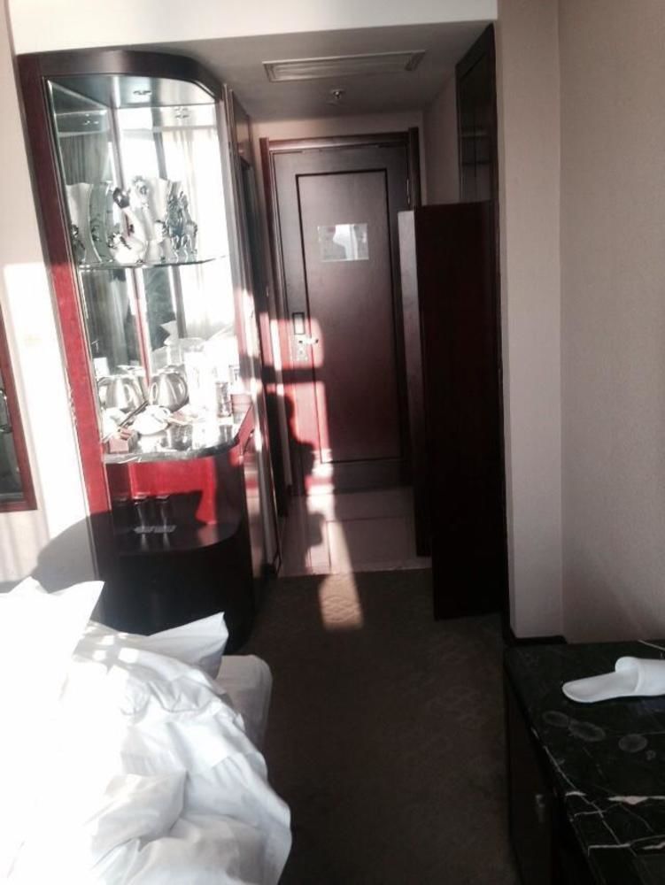 International Hotel Đan Đông Ngoại thất bức ảnh